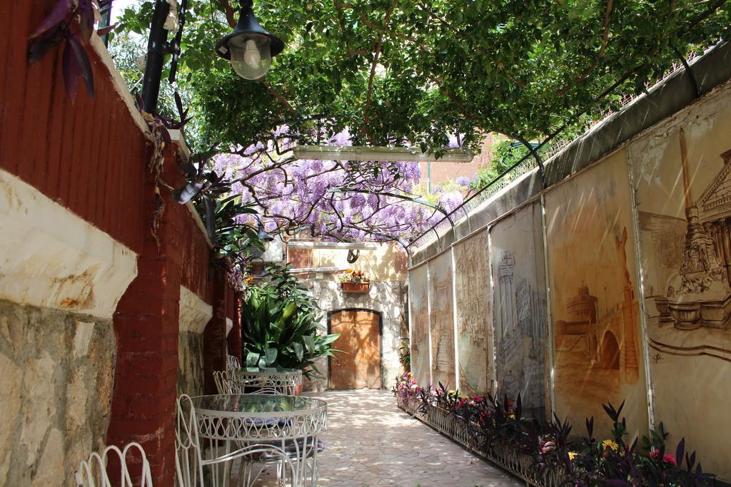 Hotel Pavia