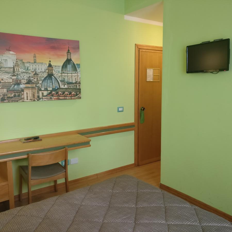 Hotel Pavia 3*