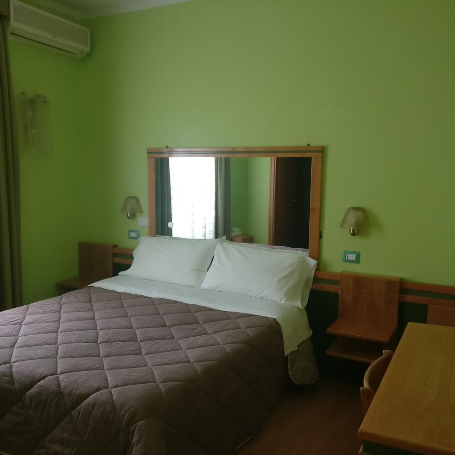 Pavia 3* Roma