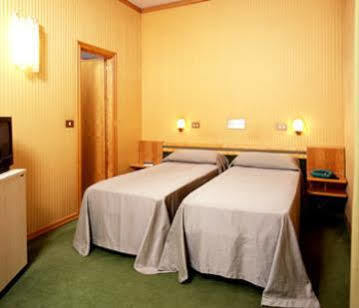 Pavia 3* Roma